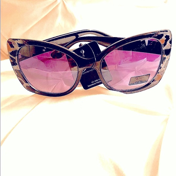 Giselle Accessories - GISELLE SUNGLASSES WITH PRINT